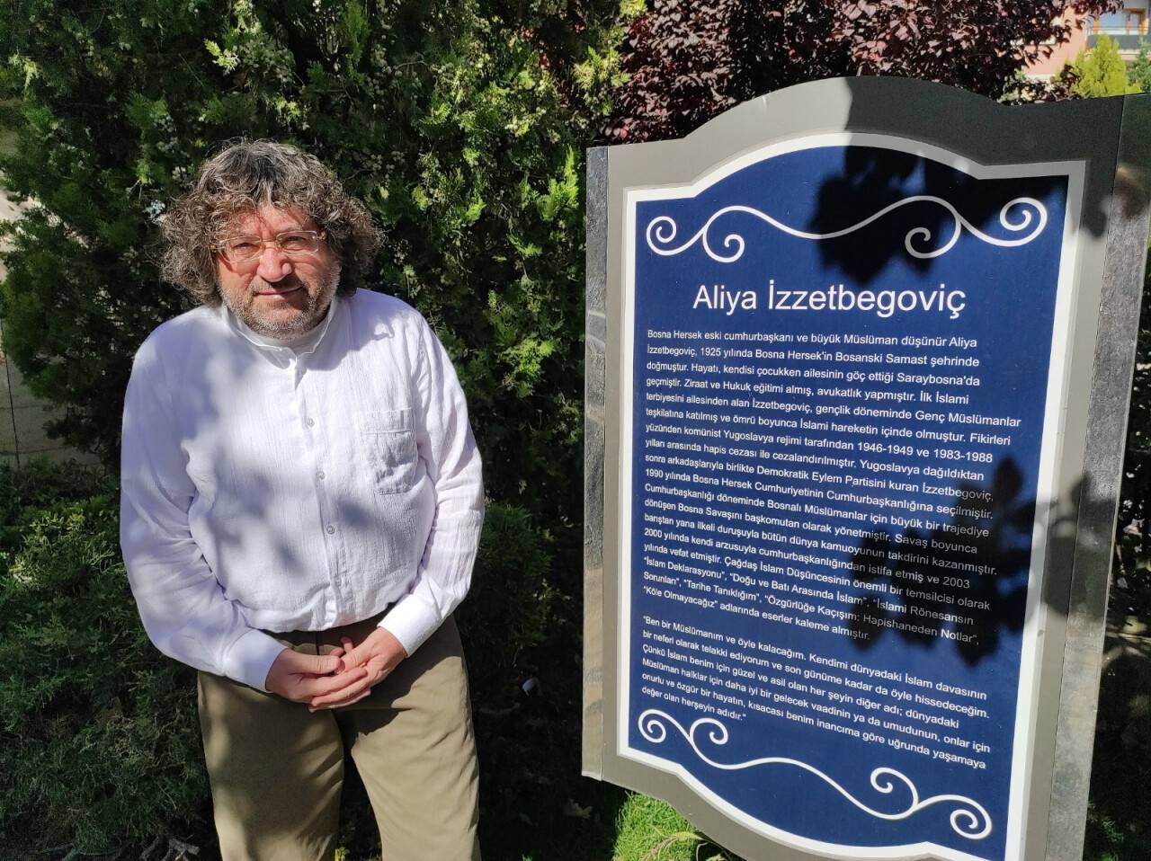 'Srebrenitsa batının,  başrol Müslümanlar olunca vahşete kayıtsızlığını anlatıyor'