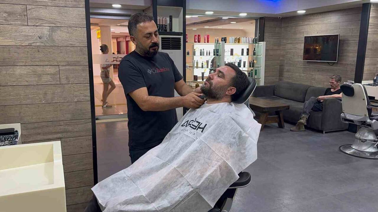 Berber ve kuaförlerin bir günlük kapanma kararına tepki