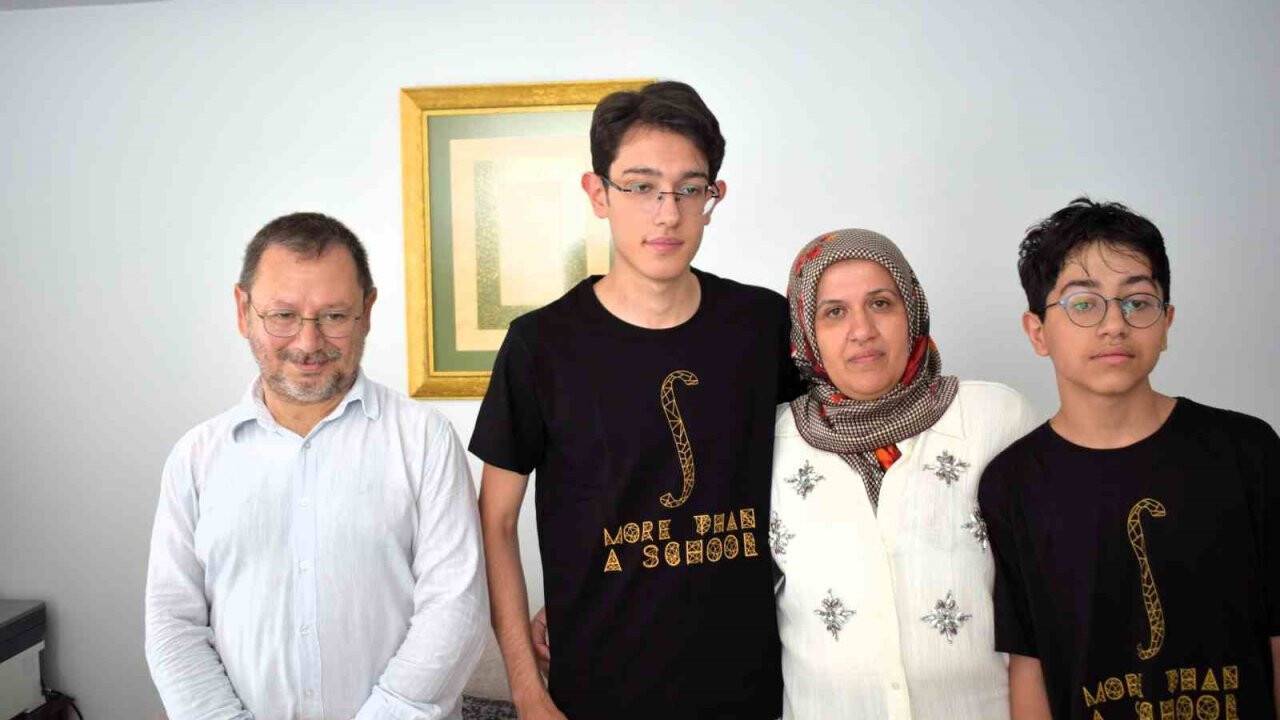 YKS’de Türkiye birincisi oldu