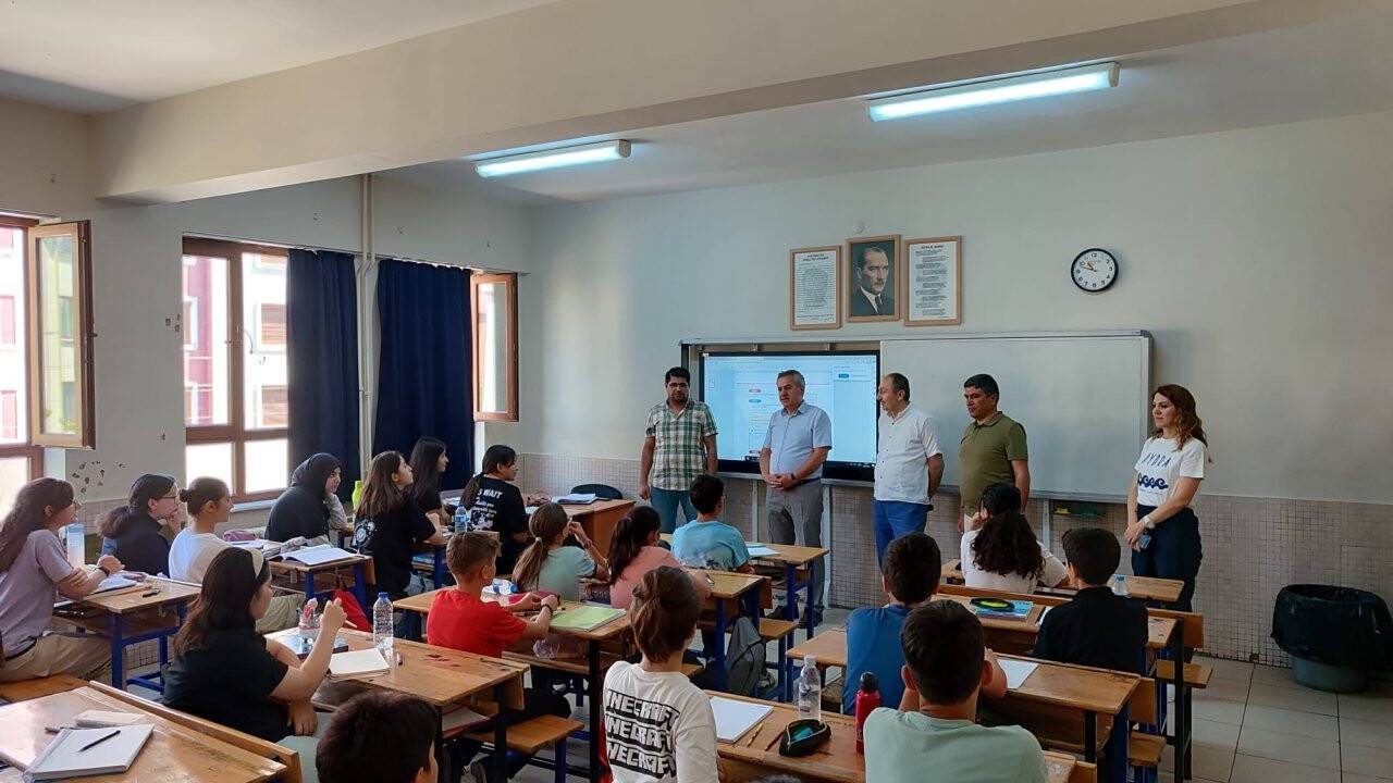 Müdür Yiğit'ten DYK öğrencilerine ziyaret