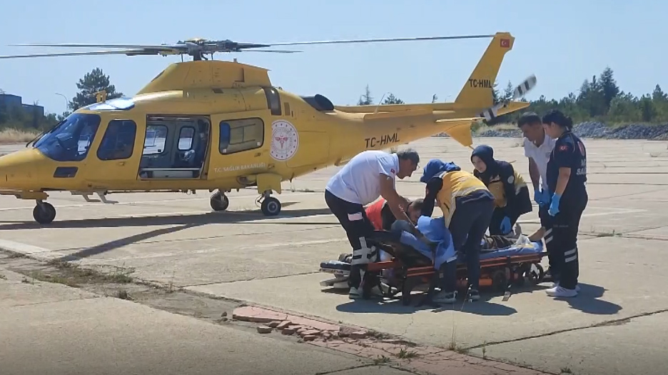 Konya'da kalp krizi geçiren hastaya helikopter ambulans