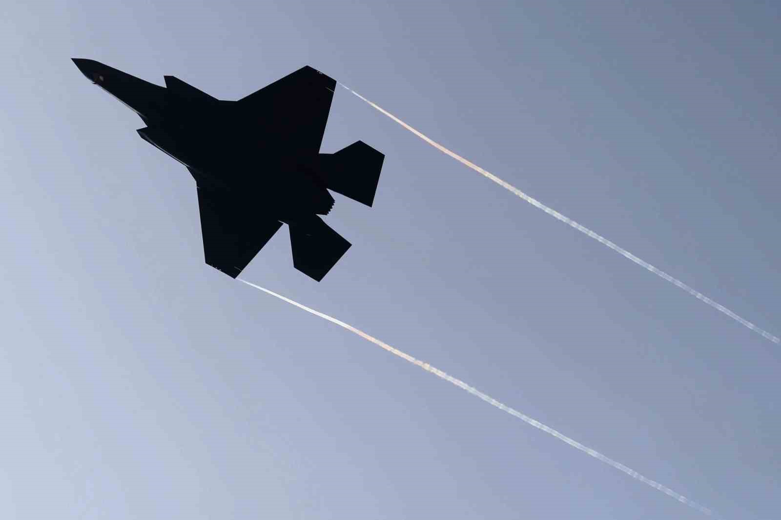 Yunanistan hükümeti, ABD’den 20 adet F-35 savaş uçağı alacak