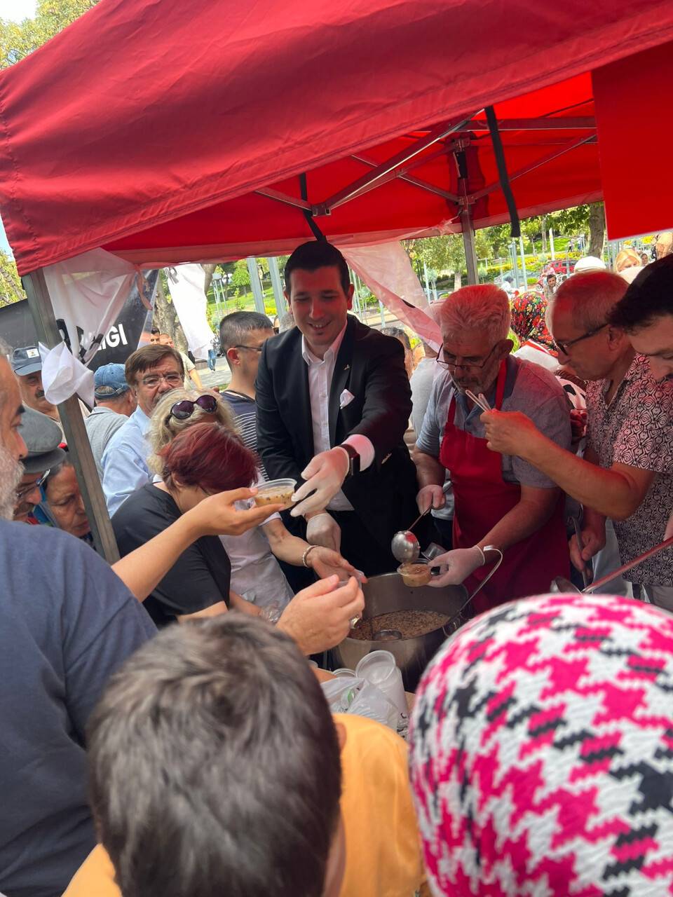 CHP Selçuklu’dan aşure etkinliği