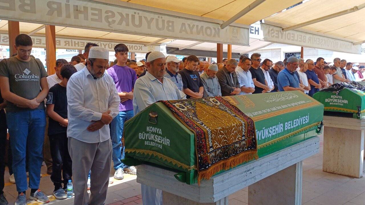 Kazada hayatını kaybeden muavin memleketi Konya'da defnedildi