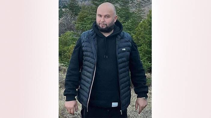 Mangaldan çıkan ateş üzerine sıçradı, kalp krizi geçirerek hayatını kaybetti