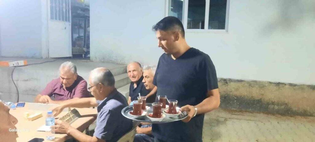 Çaycıdan "insanlık ölmemiş" dedirten davranış