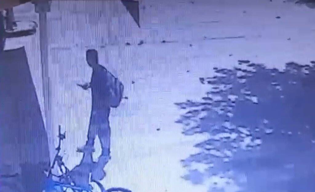 Camideki hırsızlık kamerada