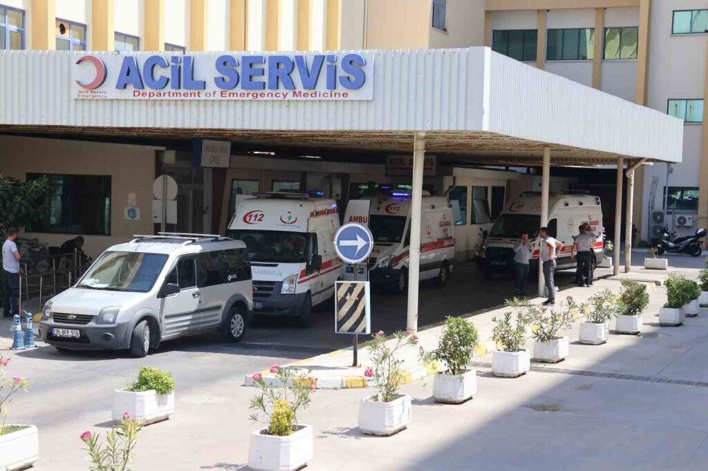 Acil servisler dolup taşıyor!