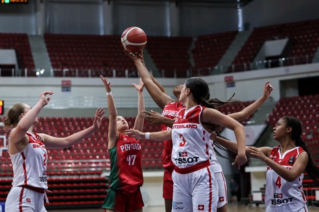 FIBA Kadınlar 16 Yaş Altı B Kategorisi Avrupa Basketbol Şampiyonası, Konya'da başladı