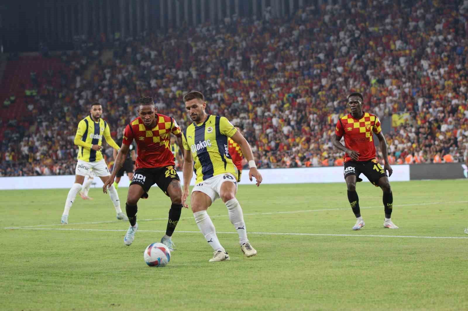 Trendyol Süper Lig: Göztepe: 2 - Fenerbahçe: 2