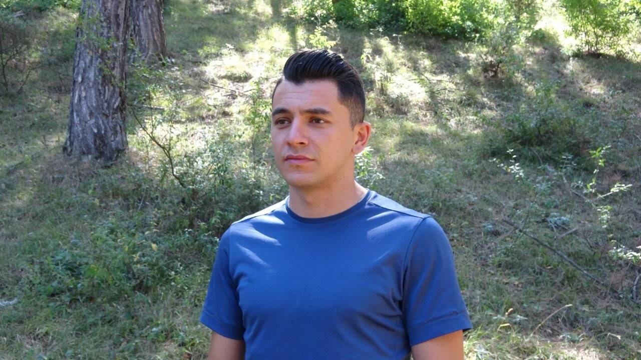 Şefini alevlerin içinden kurtarmadan bölgeden ayrılmadı