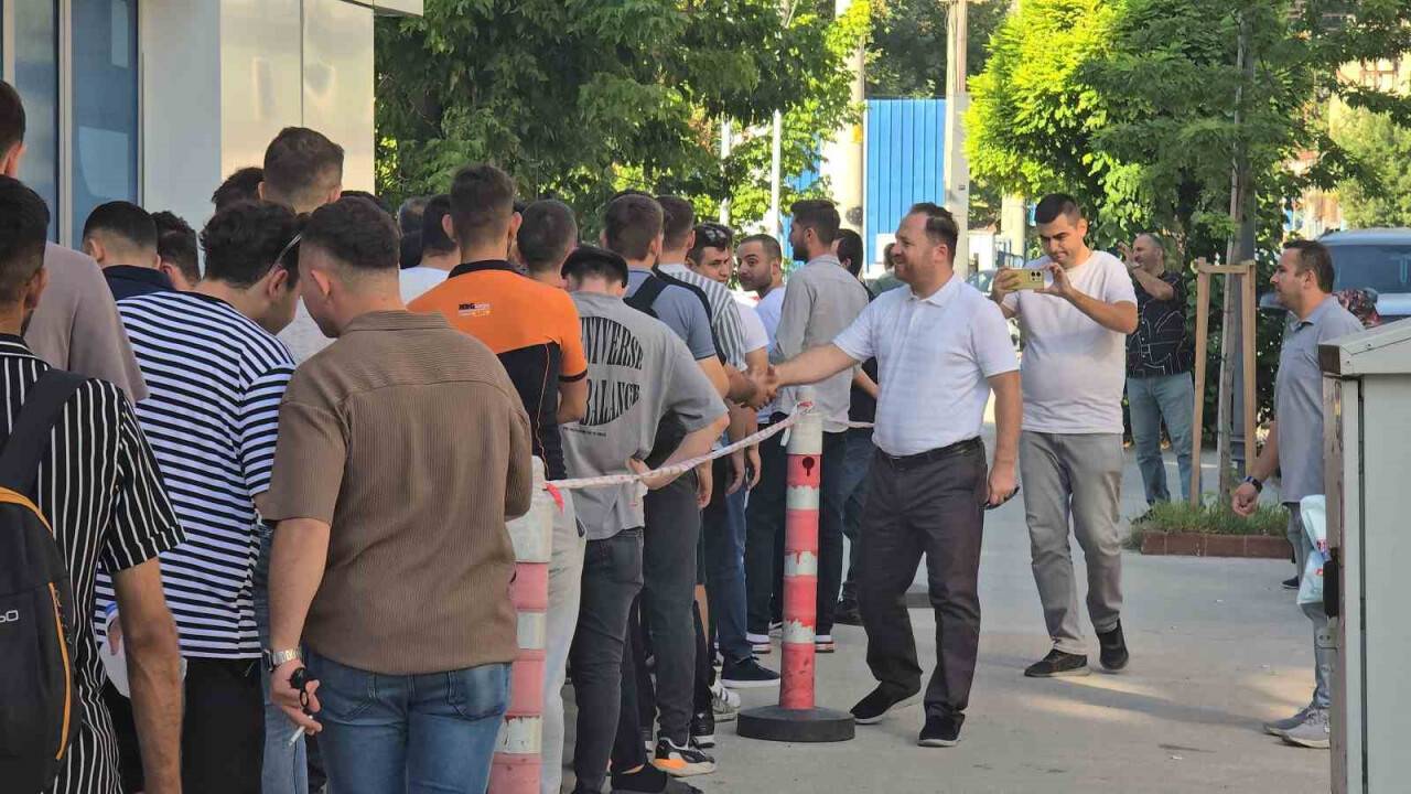 100 kişilik istihdam için bir günde 1500 başvuru yapıldı