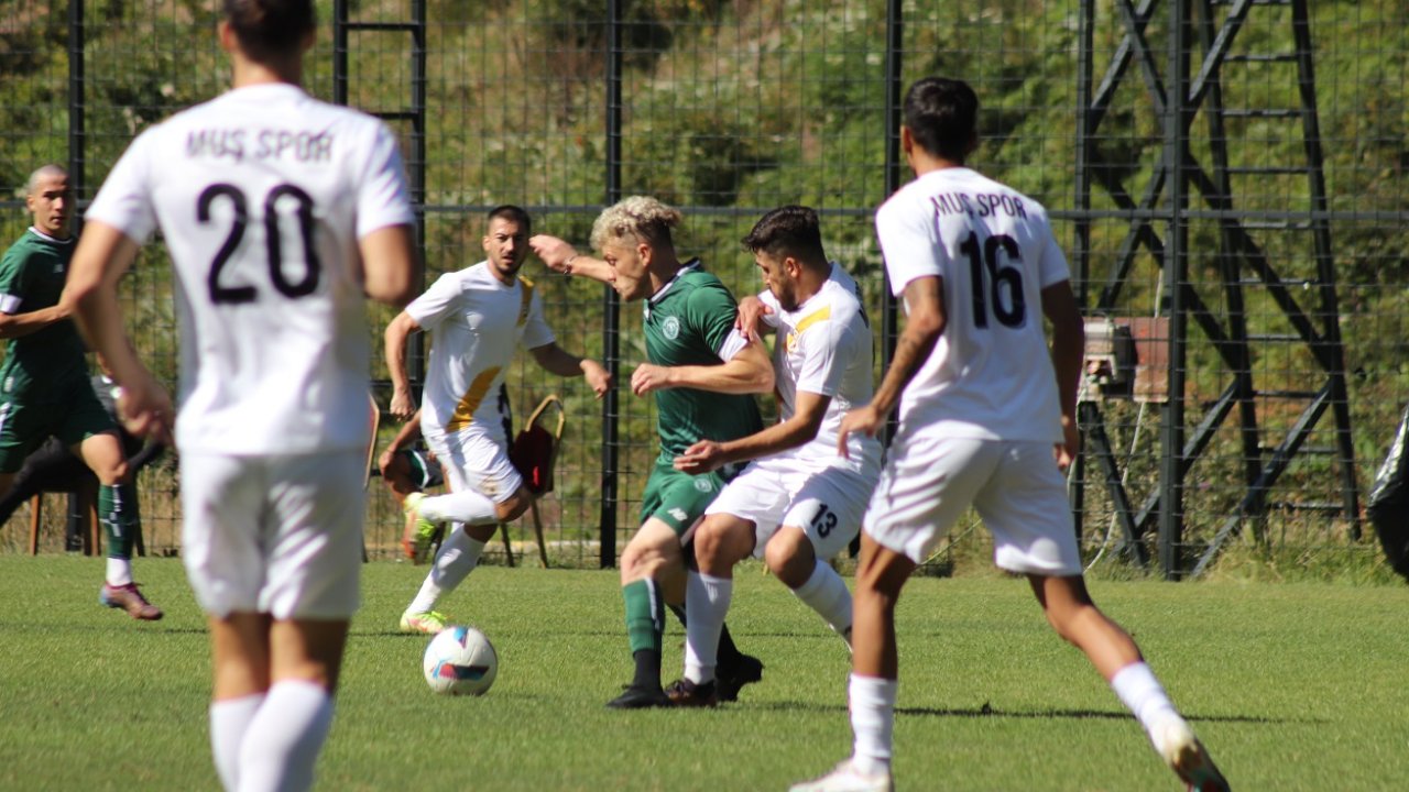 1922 Konyaspor’dan umut vadeden futbol