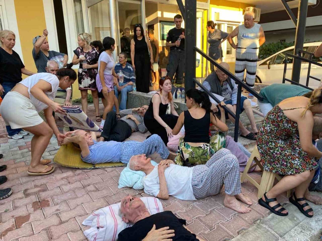 Antalya’daki huzurevi yangınında 2 kişiden acı haber