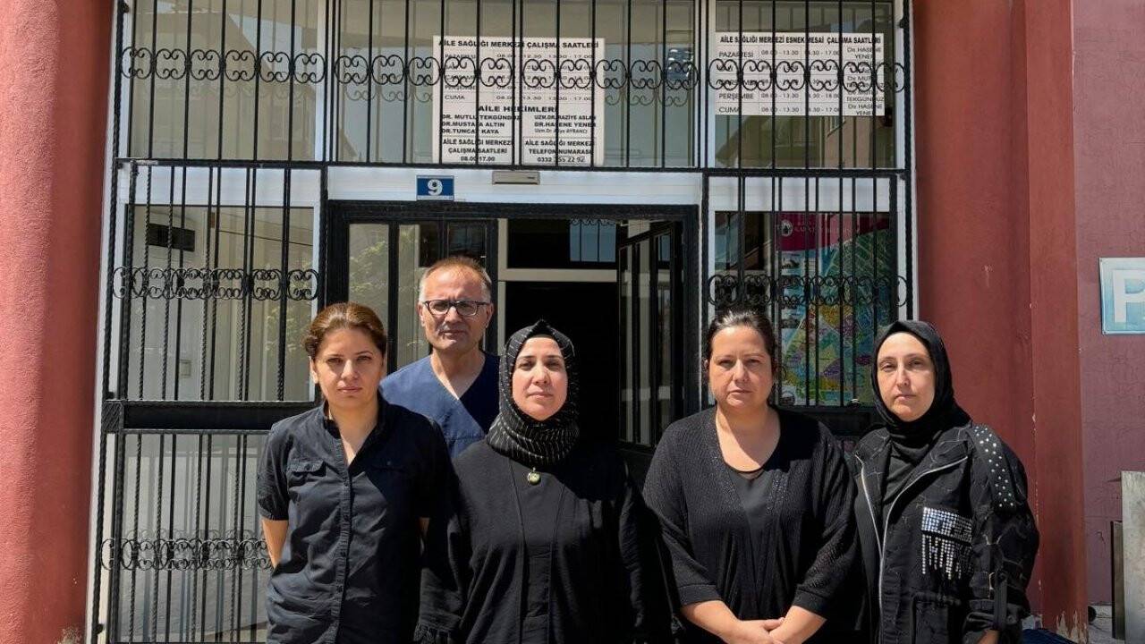 Konyalı hekimlerden tepki: Aile hekimleri şiddete karşı siyah giydi!