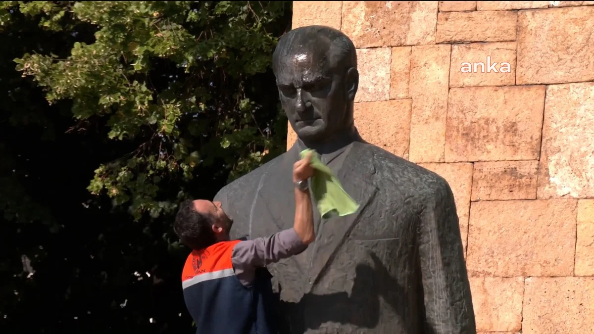 BBP'li Sivas Belediyesi'nde "Atatürk büstü" görevden almaları, tartışma ve tepkileri beraberinde getirdi!