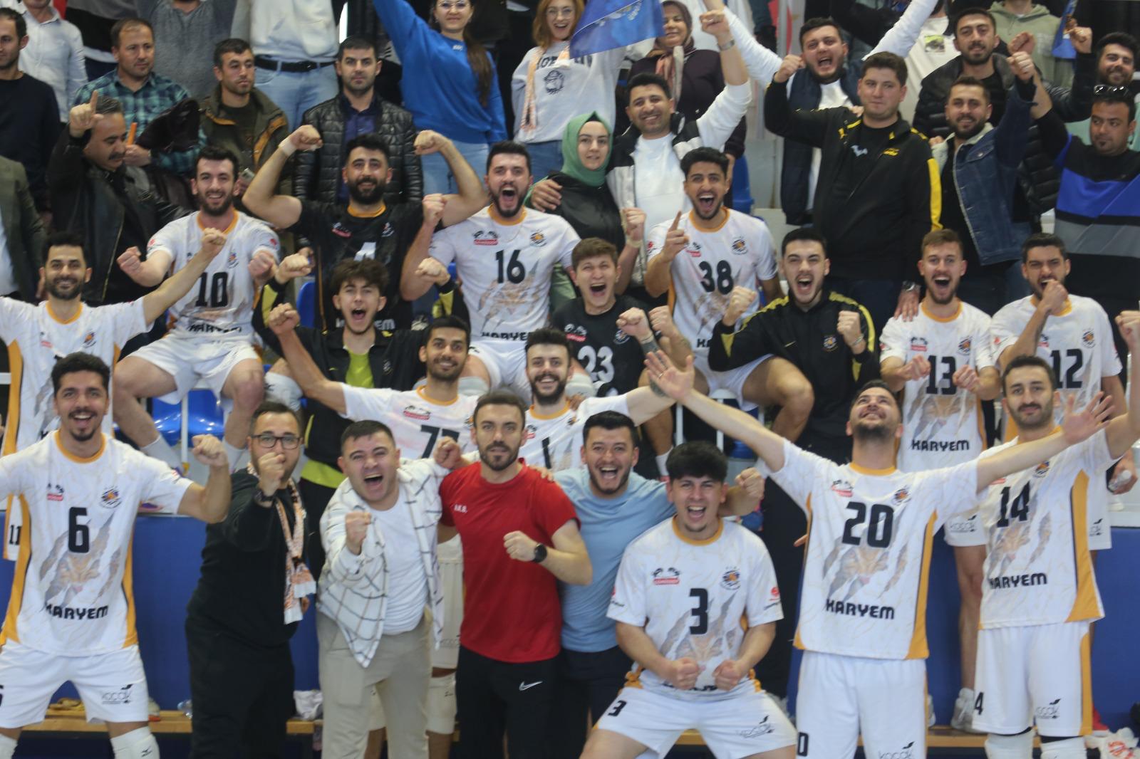 Karapınar Alba Voleybol Kulübü 2. Lig'e hazır