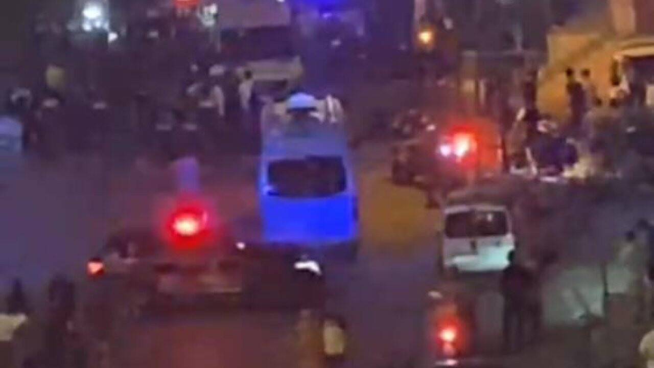 Yunus polis ile kurye kafa kafaya çarpıştı: 2'si polis 3 yaralı