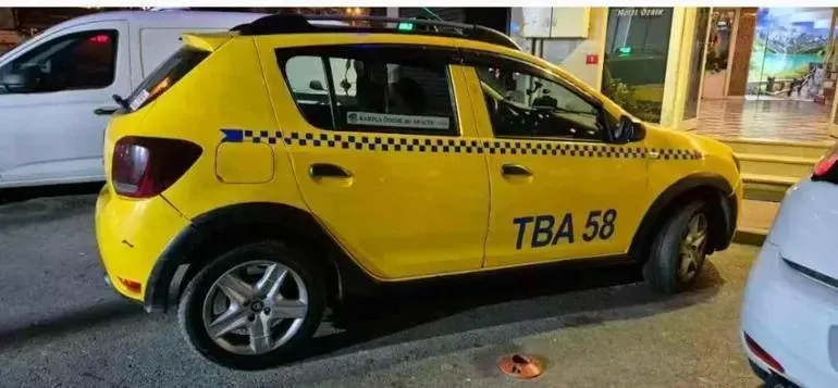 Taksici yolcusundan 25 bin lira aldı!