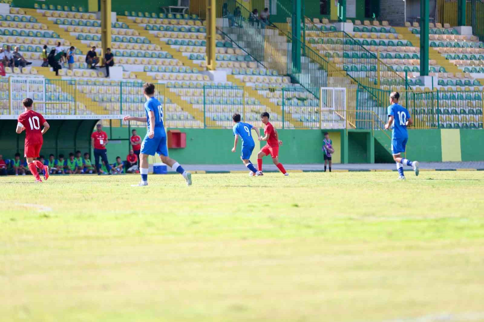 17 Yaş Altı Futbol Takımı, Azerbaycan’ı 4-0 mağlup etti