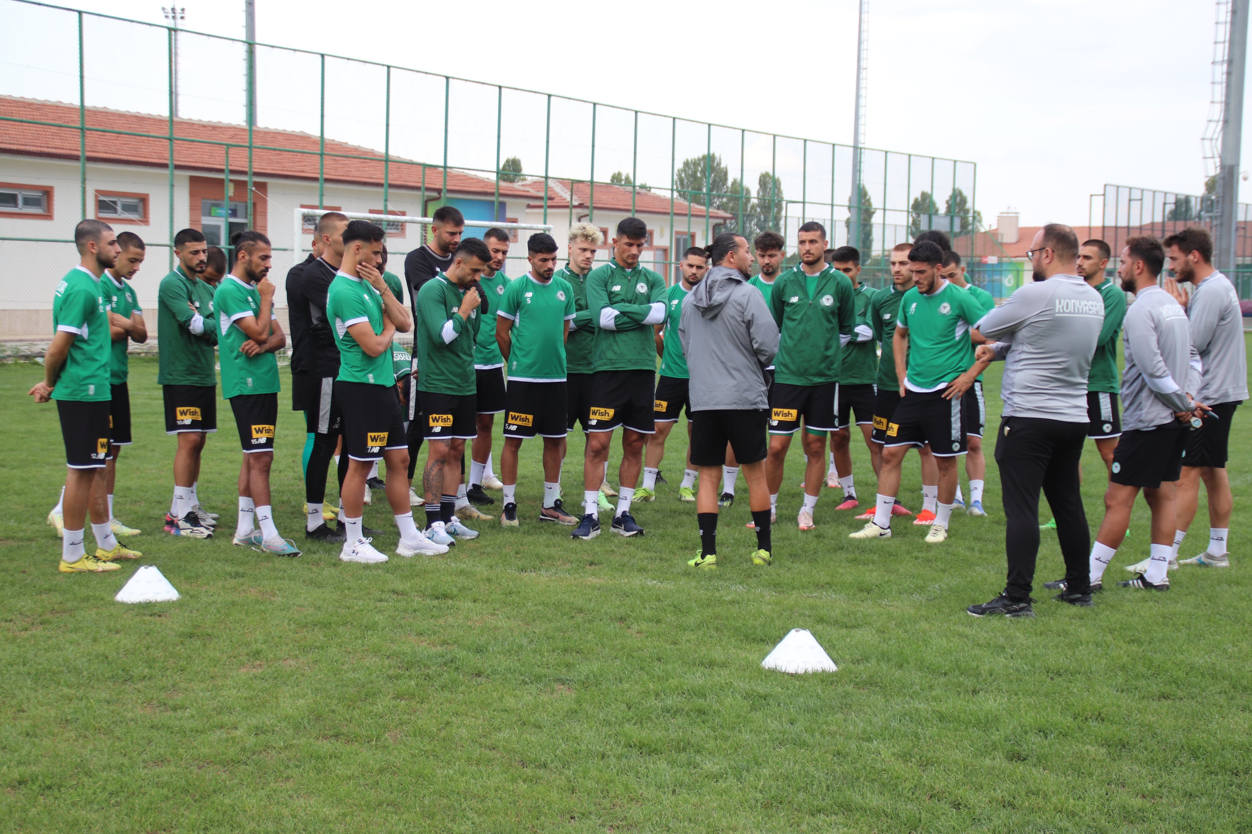 1922 Konyaspor, Uşak yolcusu