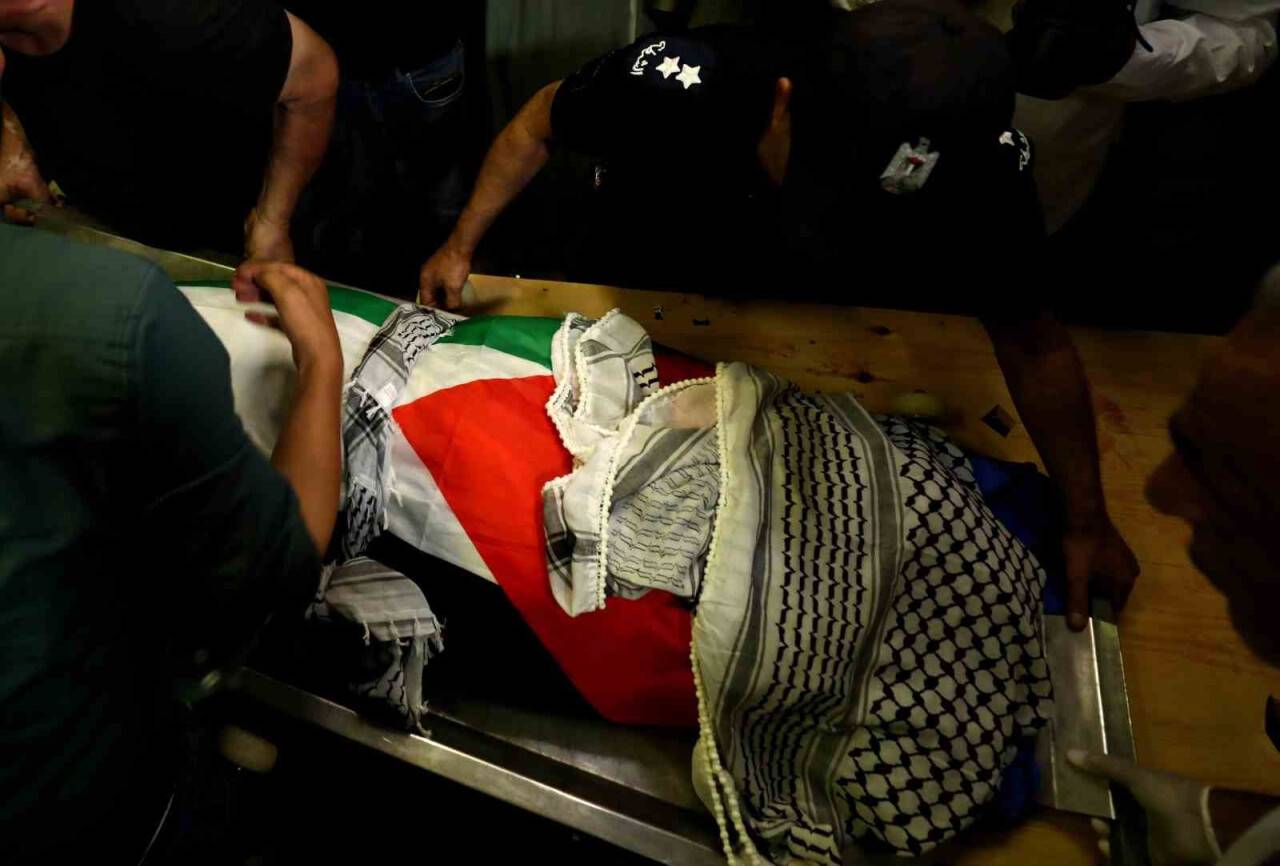 Filistin Devlet Başkanı Abbas, İsrail askerlerinin katlettiği Eygi’nin babası ile görüştü