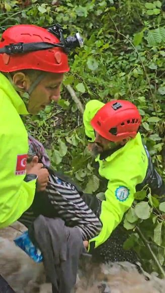 Artvin’de şiddetli yağış sel ve taşkınlara neden oldu