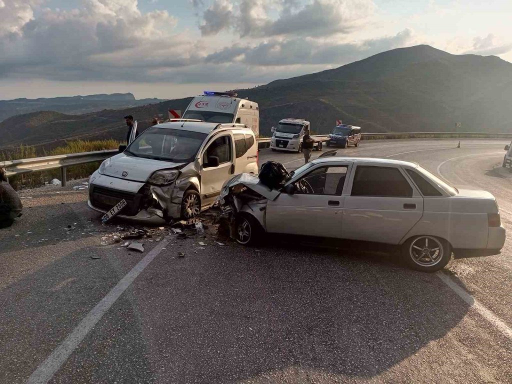 Konya yolunda kaza: 3 yaralı