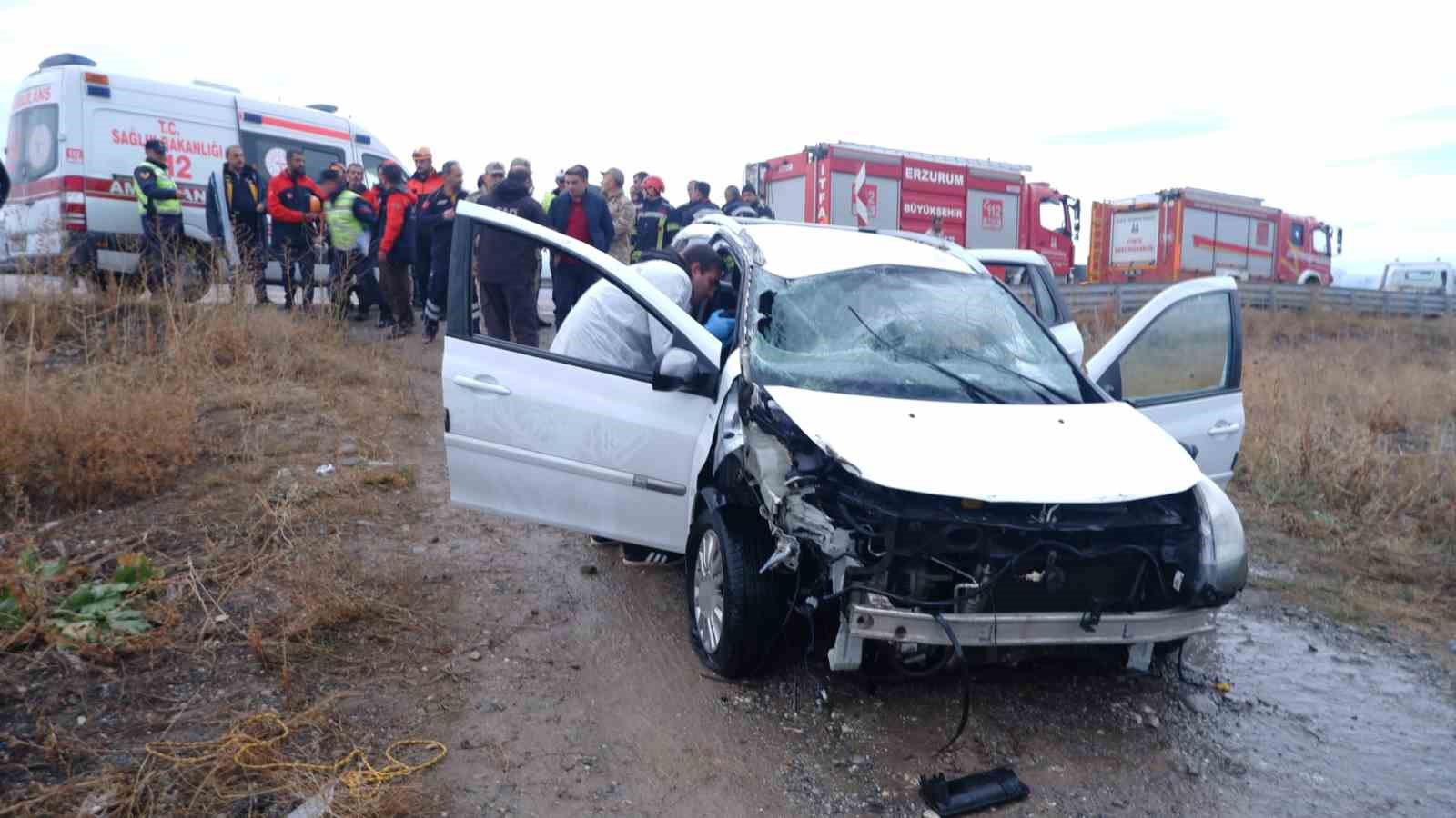 Erzurum’da otomobil su kanalına uçtu: 2 ölü, 1 yaralı