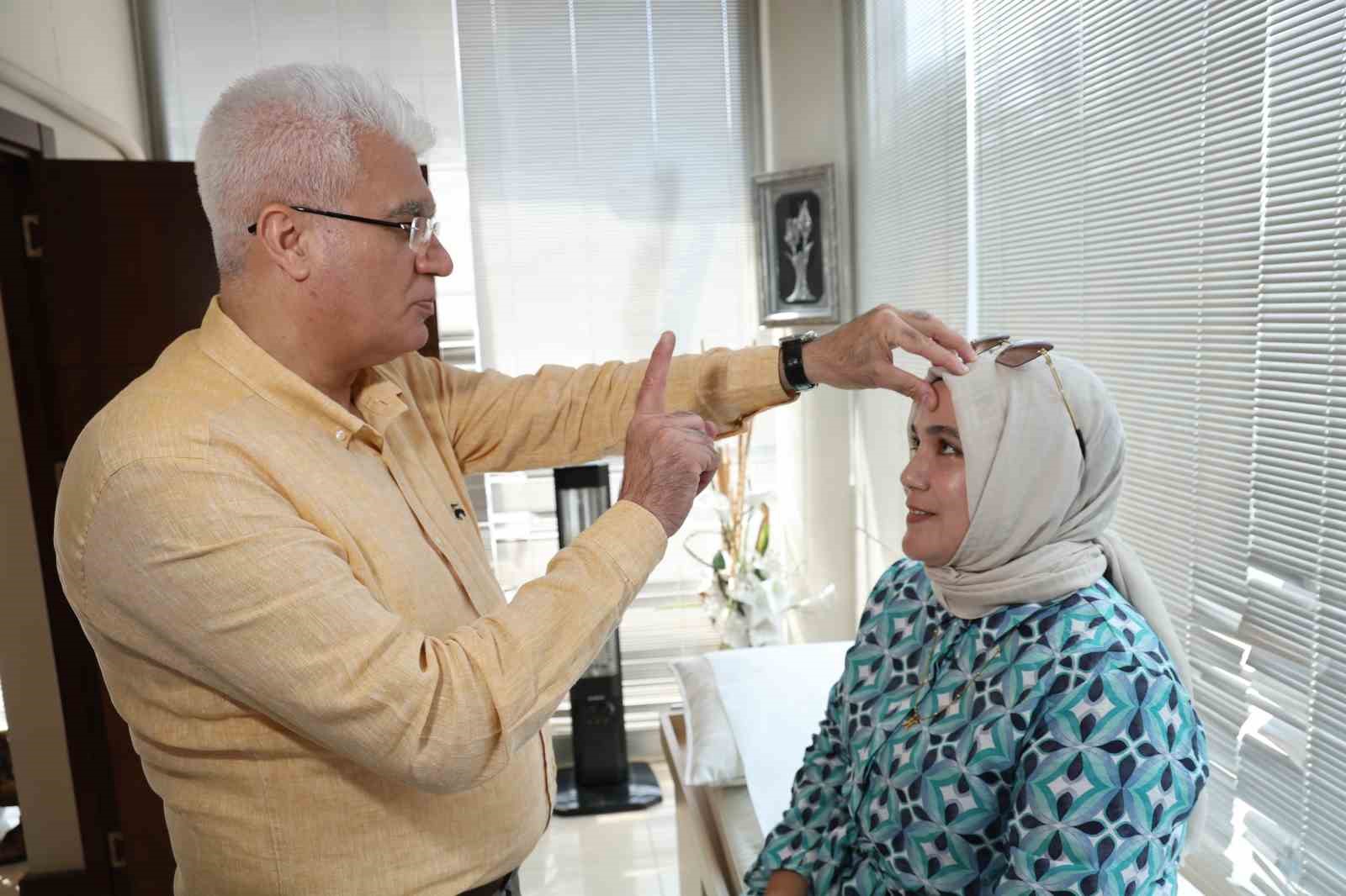 Baş ağrısı ve görme bozukluğu şikayetiyle gitti, tümör çıktı