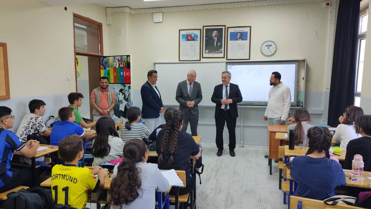 Müdür Yiğit'ten Kulu'daki okullara ziyaret