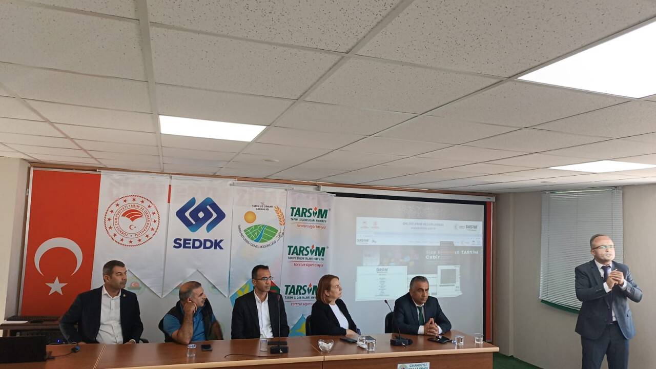 Cihanbeyli'de üreticilere bilgilendirme toplantısı