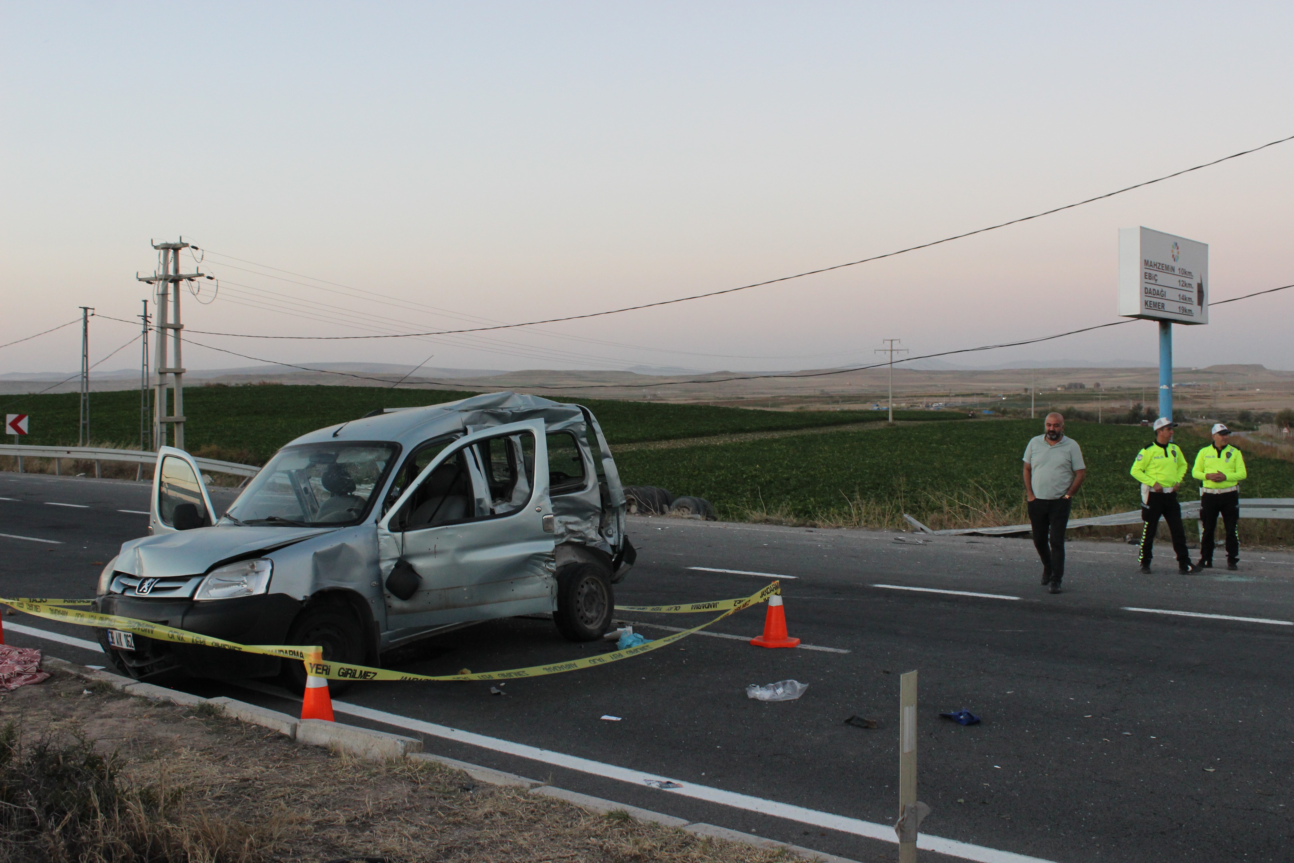 Öğretmenleri taşıyan araç kaza yaptı: 2 ölü, 4 yaralı