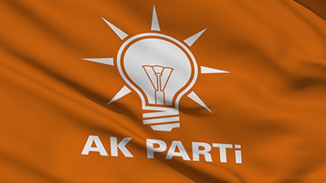 AK Parti Gençlik Kolları Genel Başkanı istifa etti