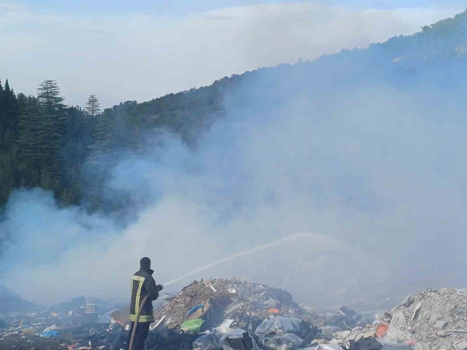 Beyşehir’de çöp toplama yerinde yangın