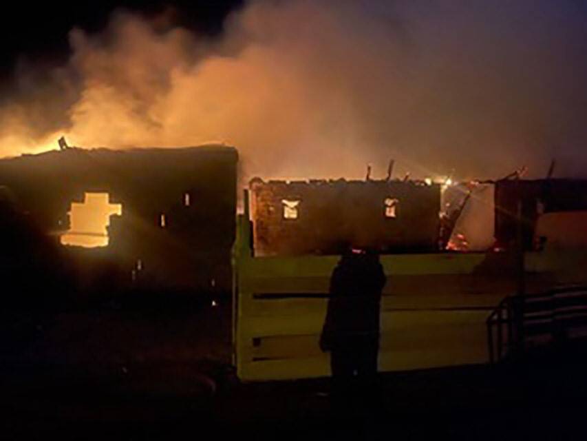 Kulu’da ahırda ve samanlıkta yangın