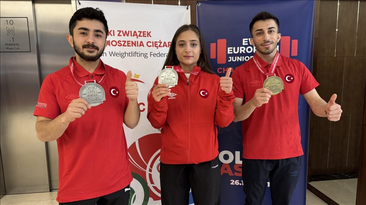 Milli sporcular Polonya'da tarih yazdı