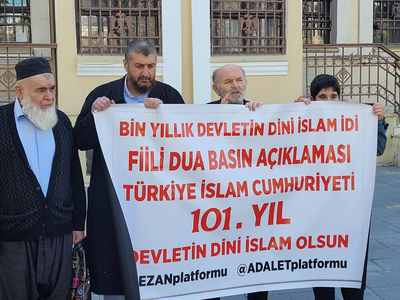Türkiye Adalet Platformu'ndan kimliklerde İslam ibaresi talebi