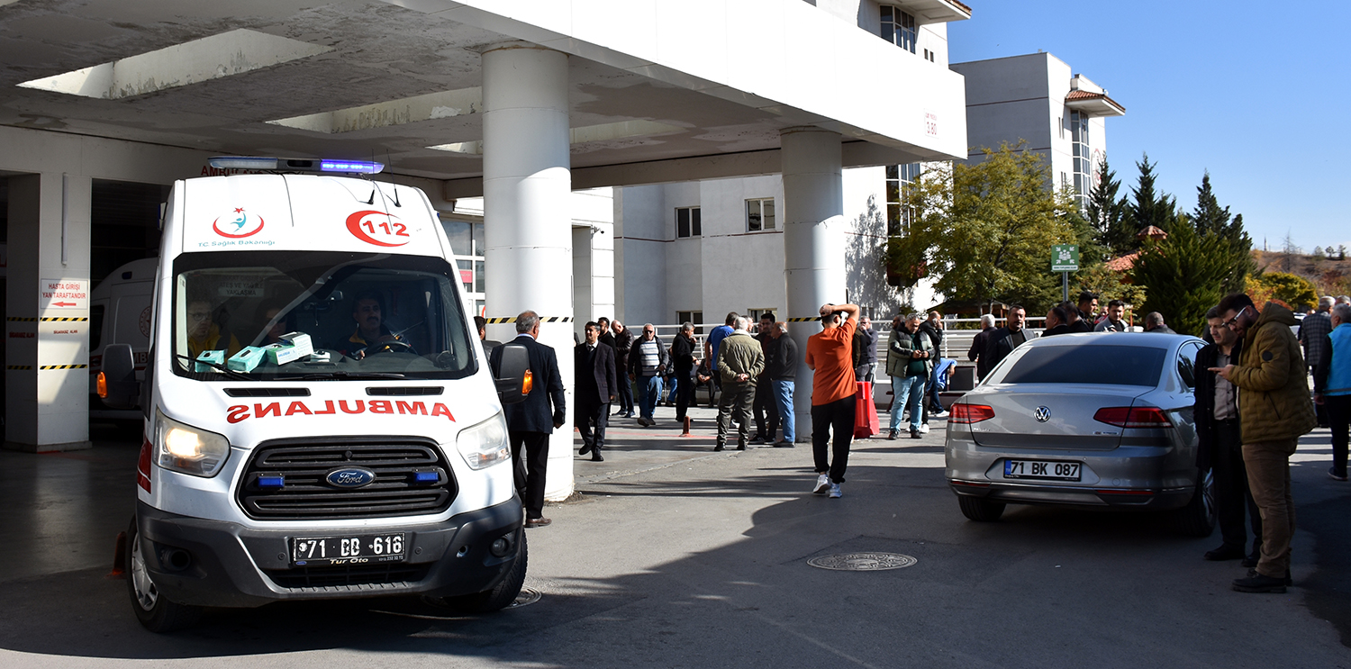 Belediye başkanı ve şoförü silahlı saldırıda hayatını kaybetti