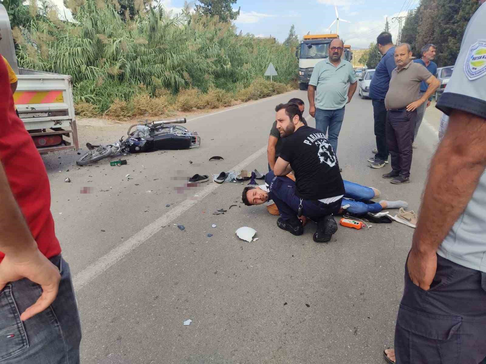 Düğünü için davetiye dağıtırken kaza geçirdi, hayalleri yarıda kaldı