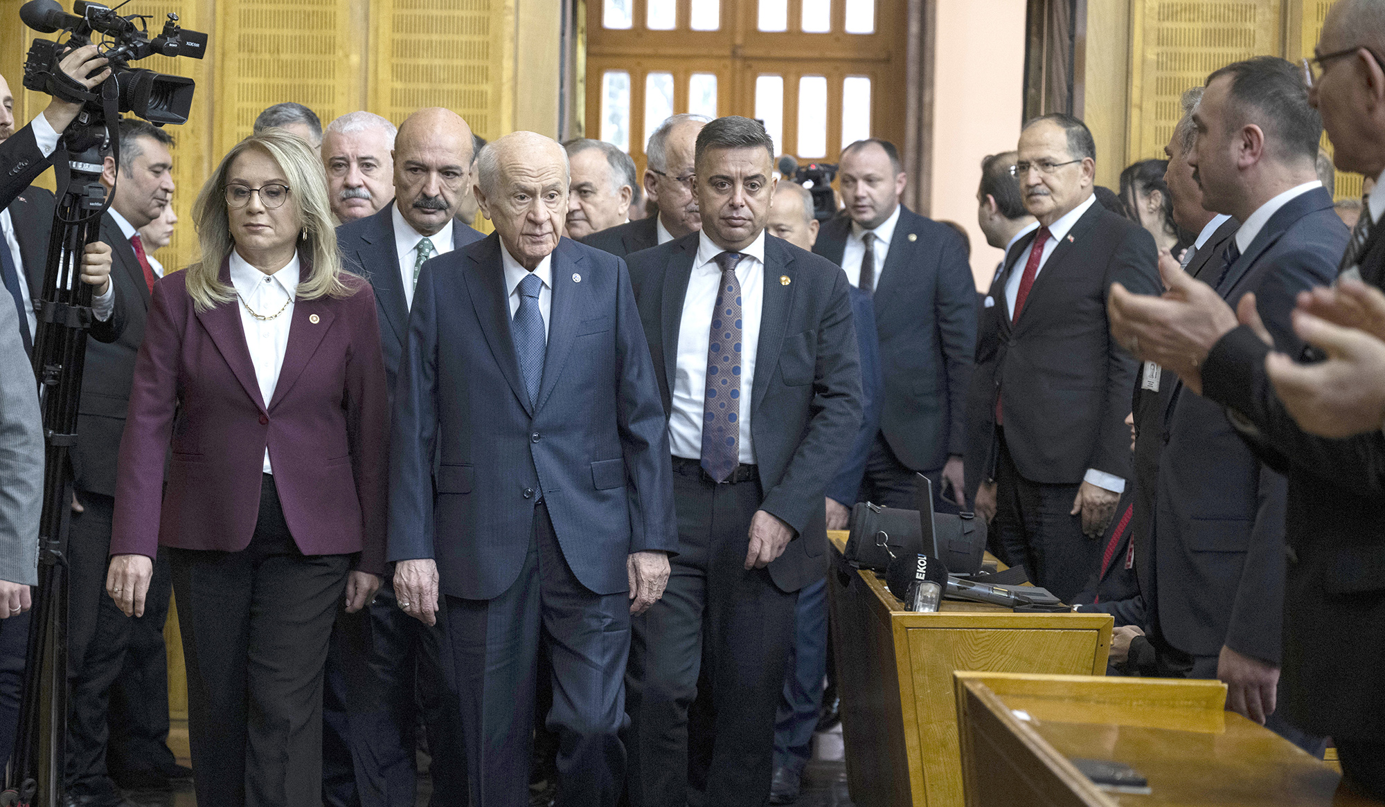 MHP lideri Bahçeli'ye korsan yeminle ilgili teğmenlere disiplin soruşturması sorusu