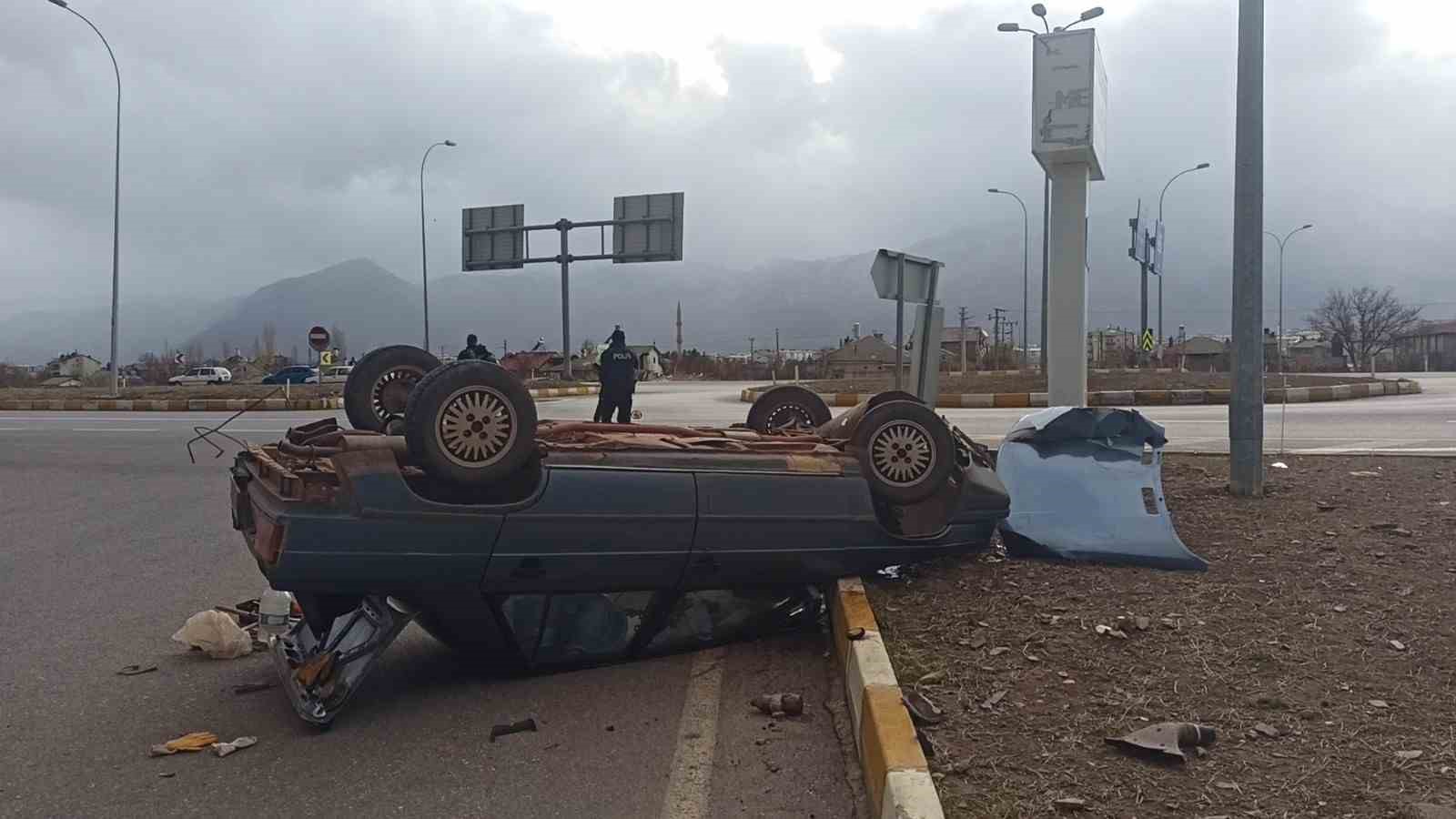 Konya’da otomobiller çarpıştı: 1 yaralı