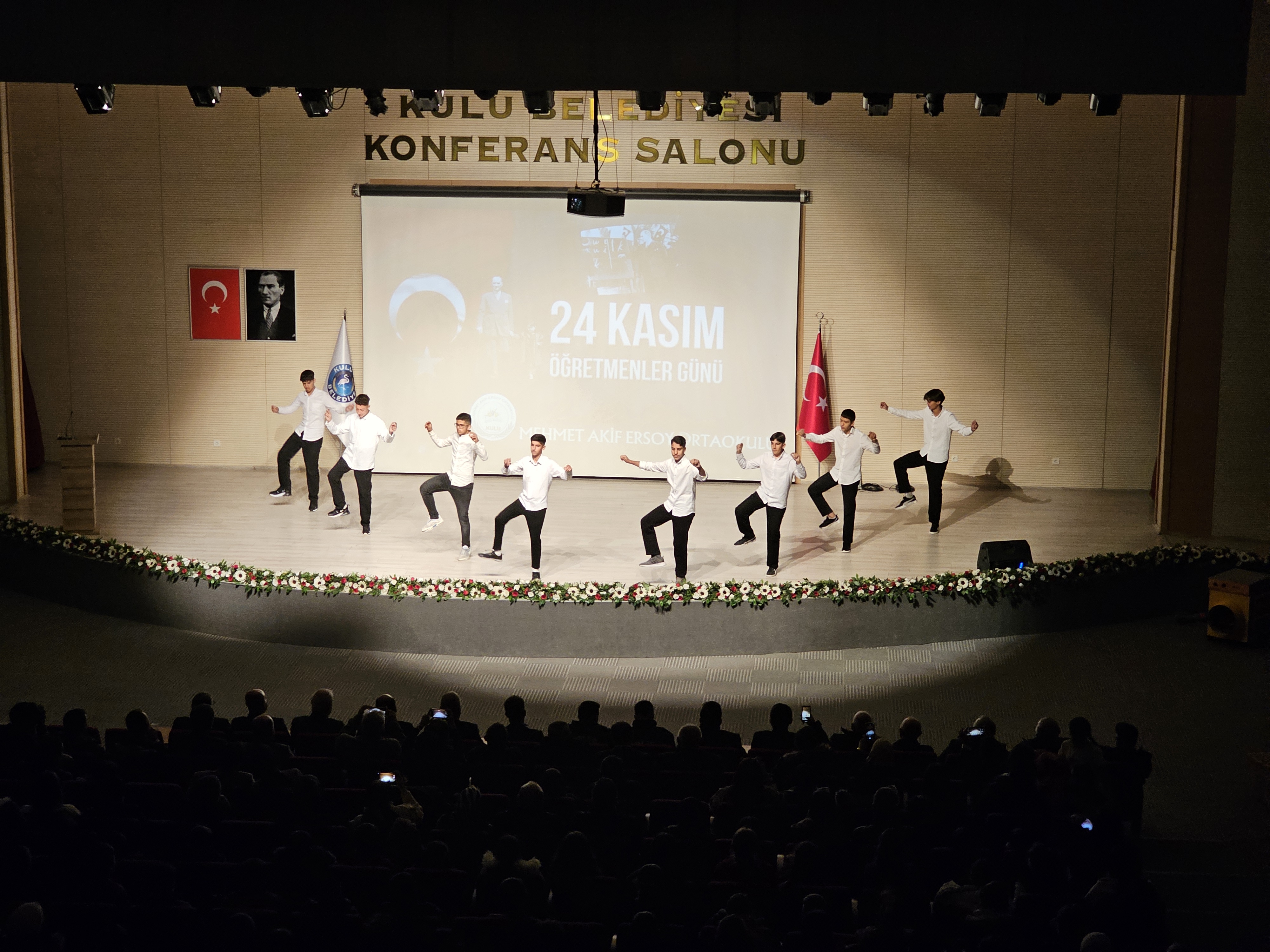 Konya'da Öğretmenler Günü kutlandı