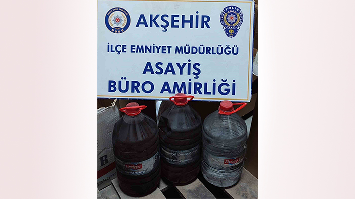 Konya'nın ilçesinde 15 litre sahte içki ele geçirildi