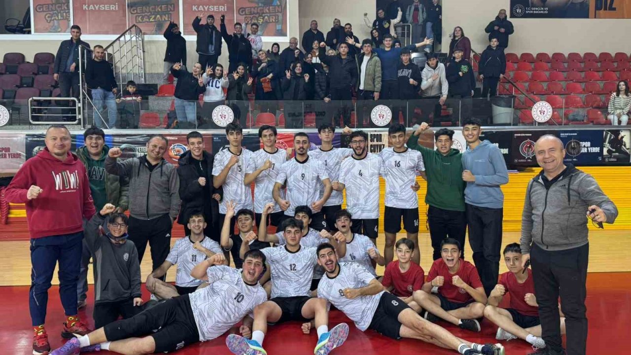 Seydişehir voleybolda Kayseri'den fark yedi