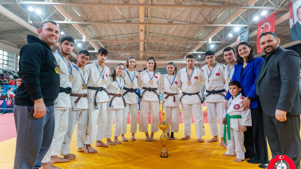 Judoda Büyükşehir farkı!