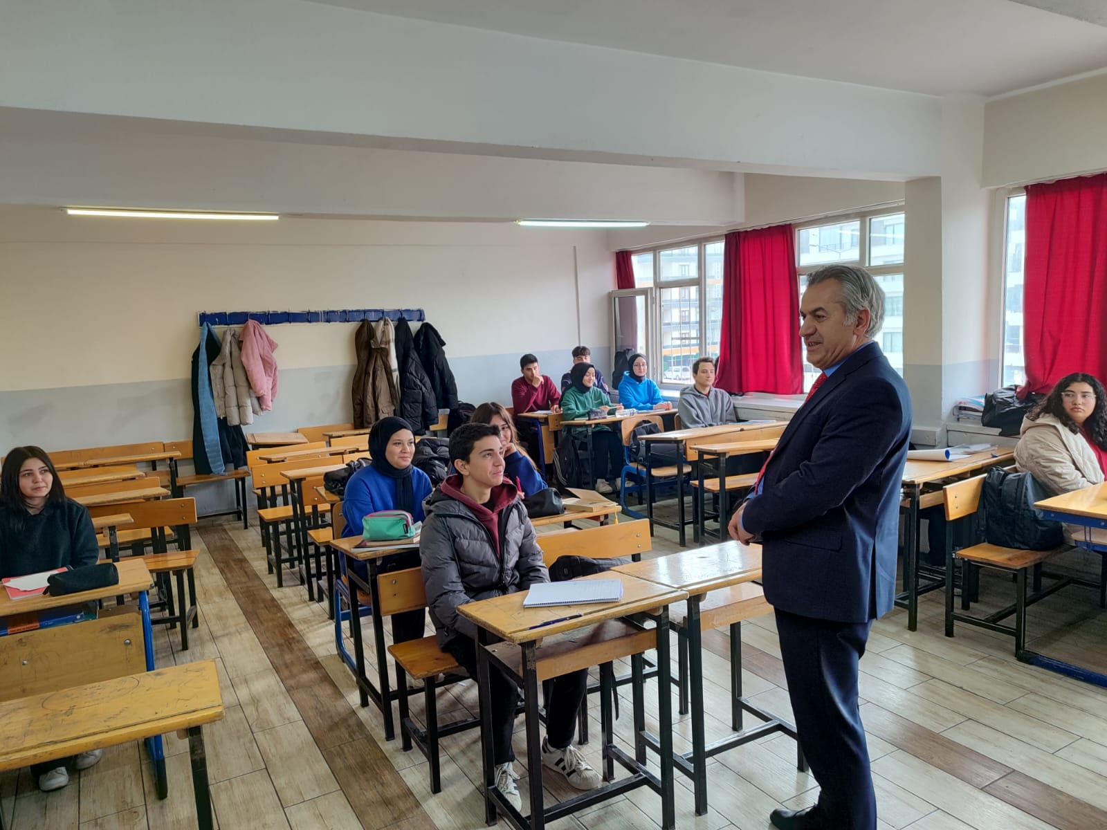 Konya Milli Eğitim Müdürü Yiğit, okul ziyaretlerine devam ediyor