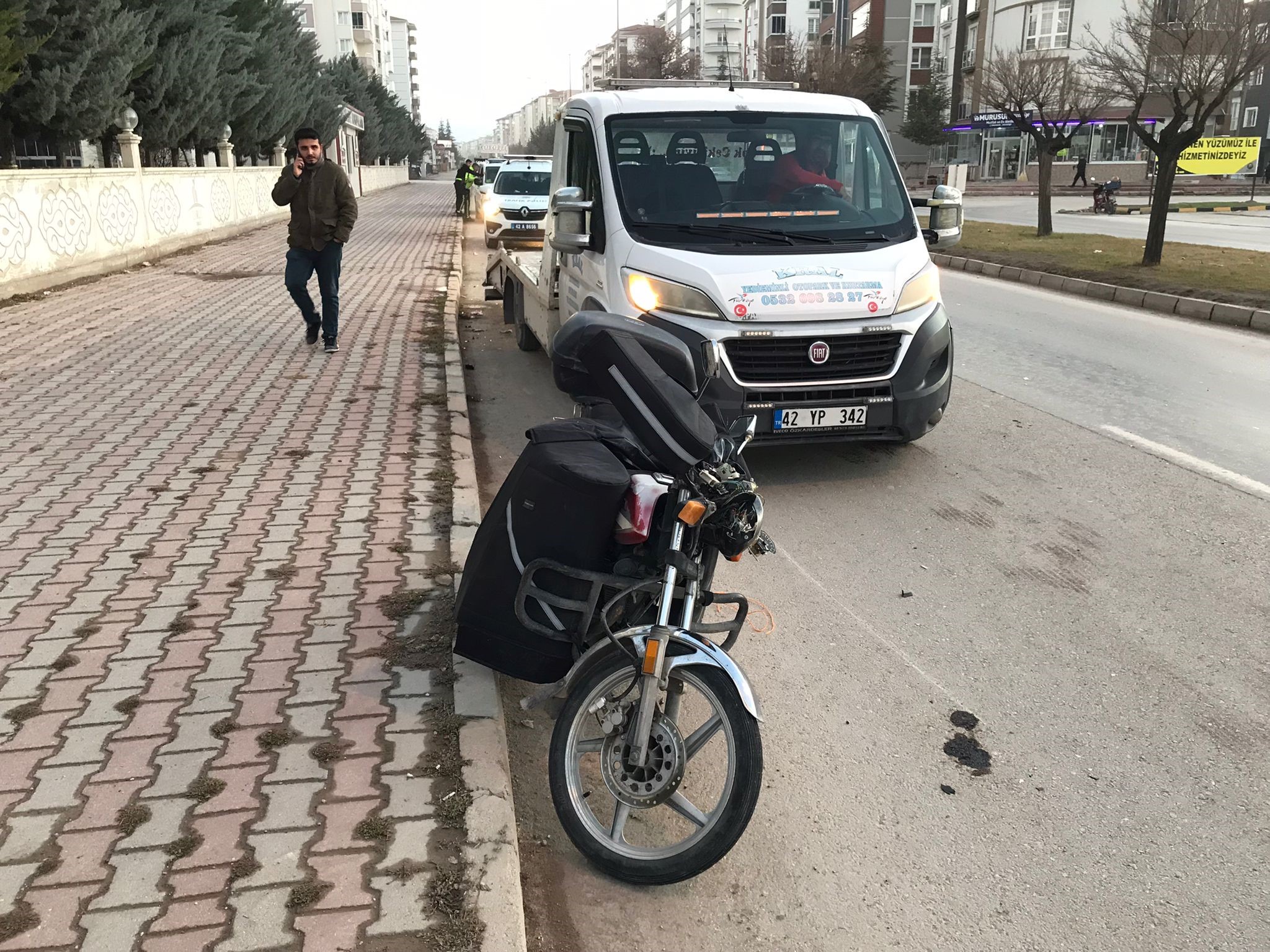 Ereğli'de motosiklet kazası: Yaya ve sürücü yaralandı