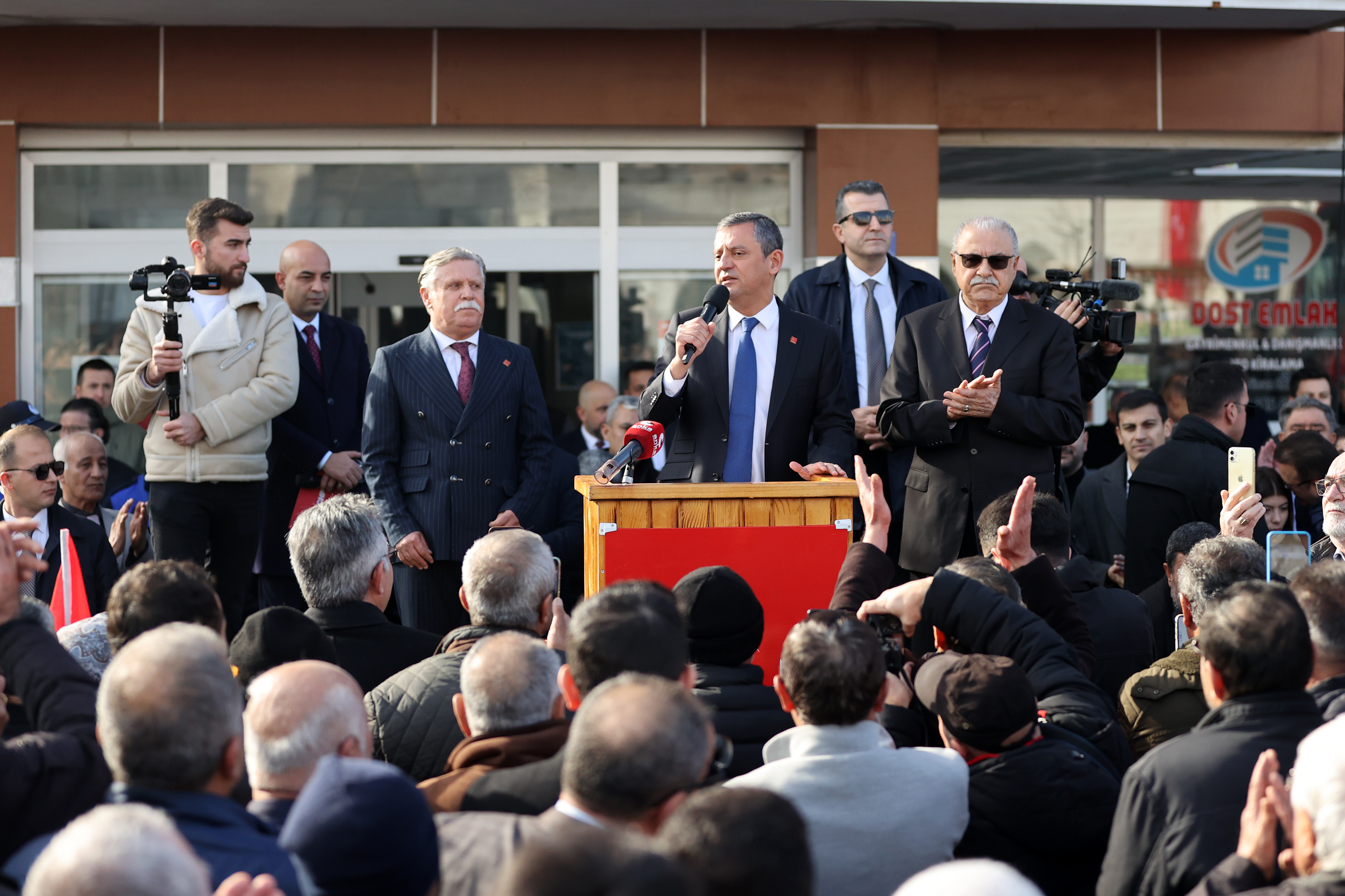 CHP Genel Başkanı Özel, Konya'da