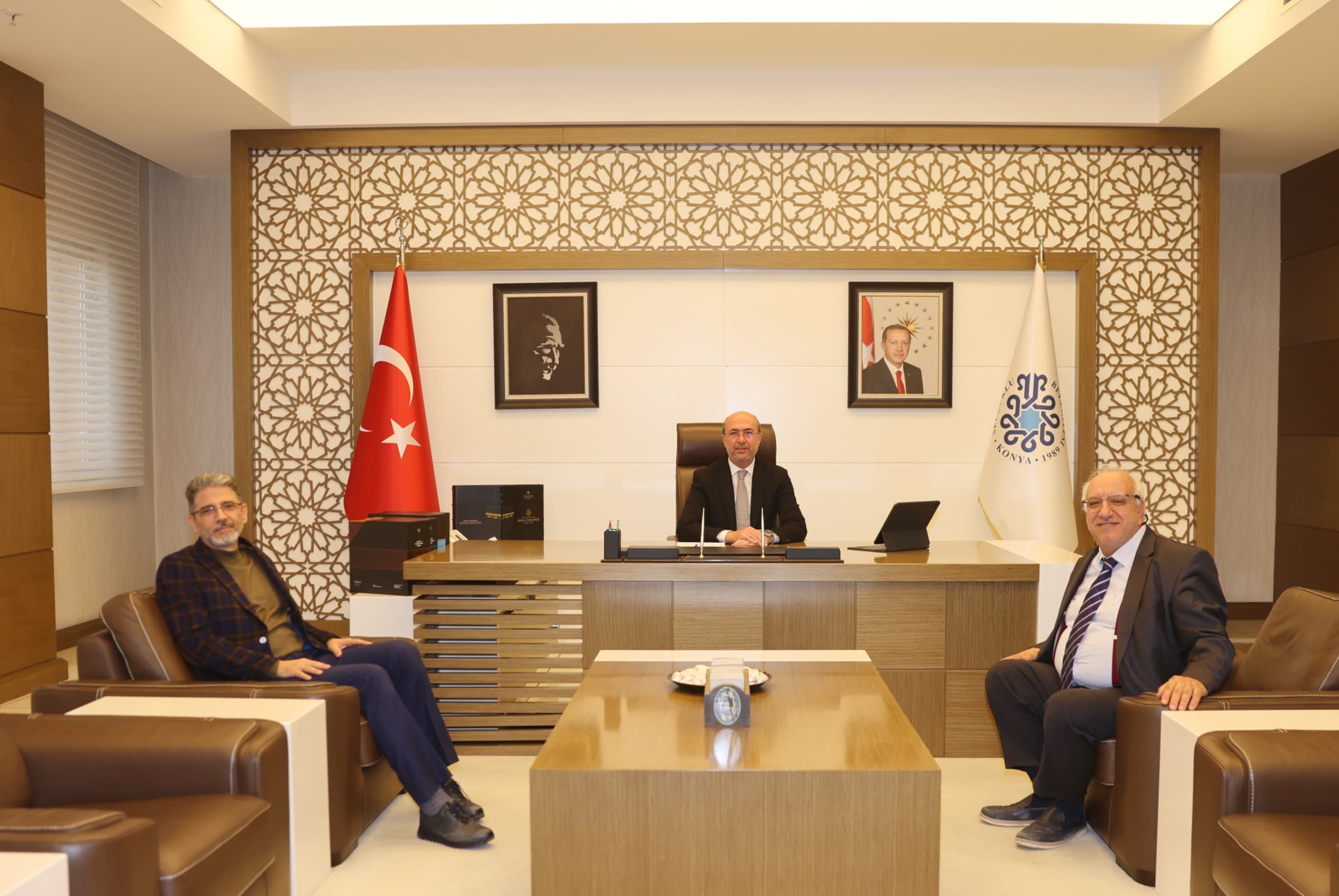 Konya Tabip Odası Başkanı Prof. Dr. Erayman'dan Selçuklu Belediye Başkanı Pekyatırmacı'ya ziyaret
